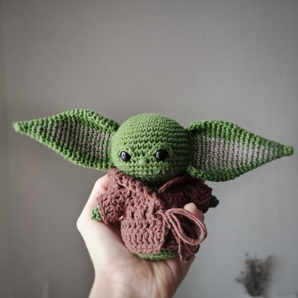 The Best Yoda & Baby Yoda Patterns For Makers Who Knit! Hats, Stockings