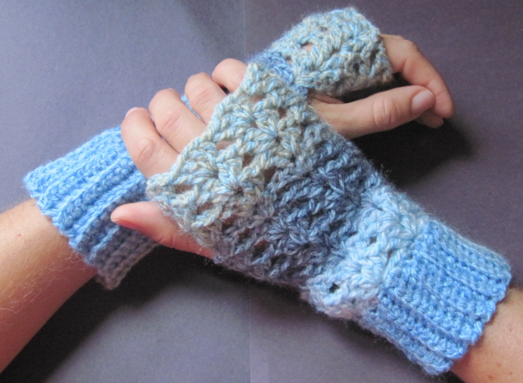 Getting Hooked: Free Crochet pattern fingerless gloves