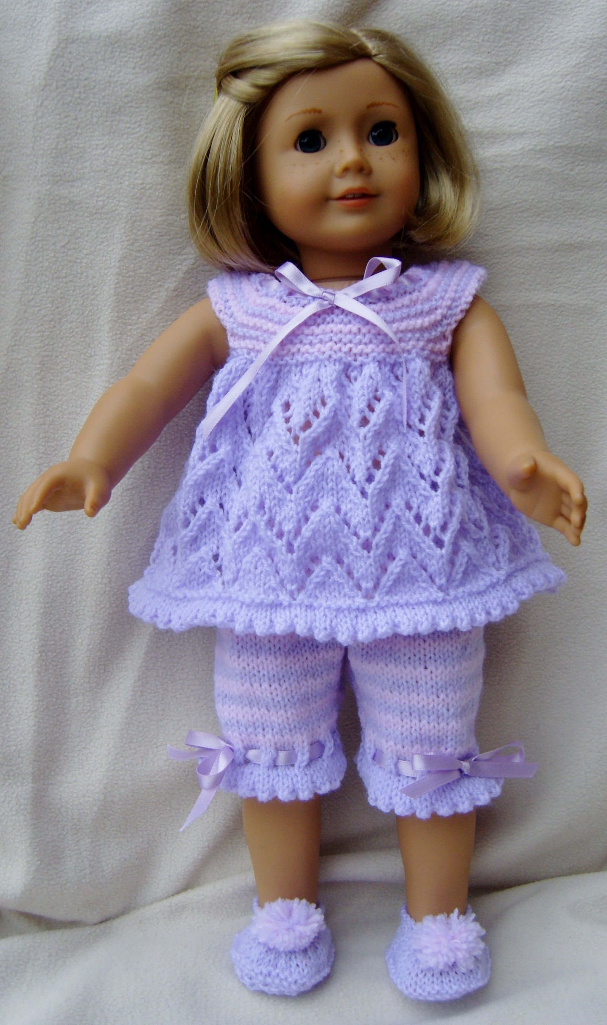 http://www.ravelry.com/patterns/library/american-girl-doll-cream-of-t